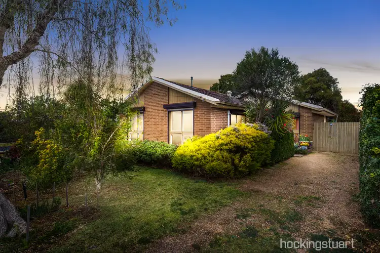 17 Grace Street, Melton South VIC 3338