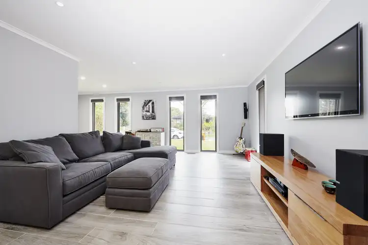 Second view of Homely house listing, 6 Ontario Place, Rowville VIC 3178