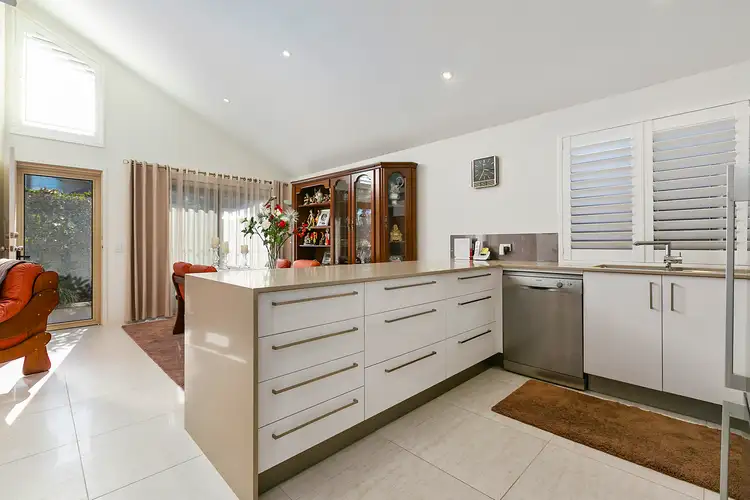 Sixth view of Homely unit listing, 2/21 Ann Street, Noosaville QLD 4566
