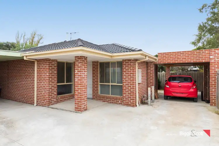 1/14 Bernard Drive, Melton South VIC 3338