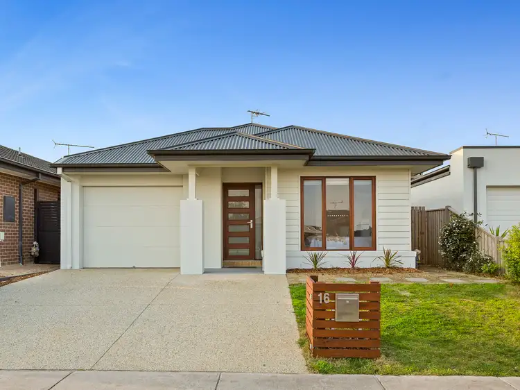 16 White Street, Torquay VIC 3228
