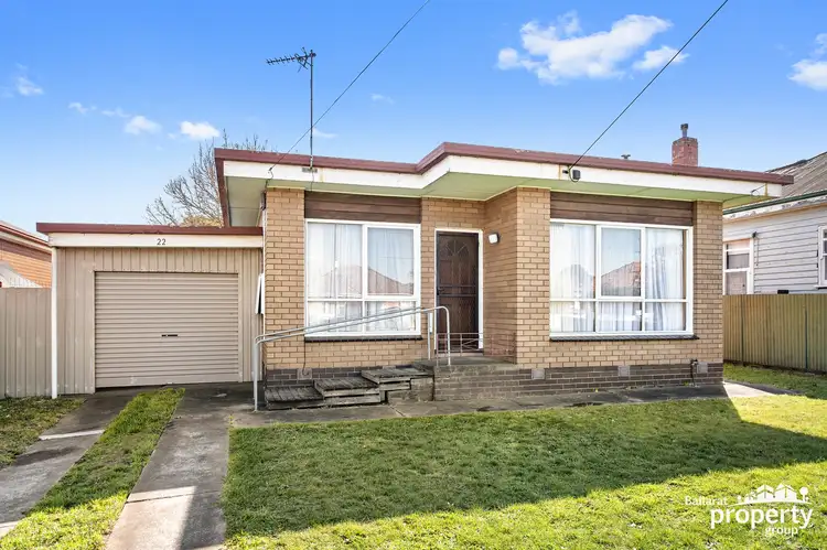 22 Birdwood Avenue, Sebastopol VIC 3356