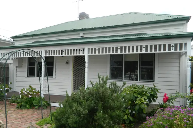 24 Peel Street, Newport VIC 3015