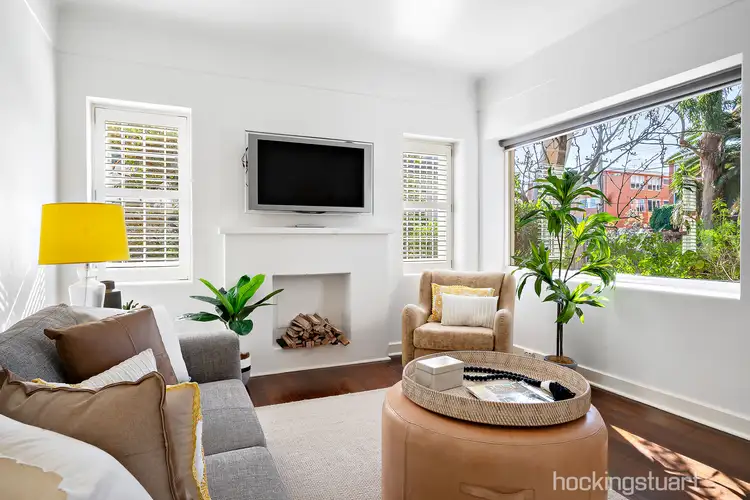 2/129 Alma Road, St Kilda East VIC 3183