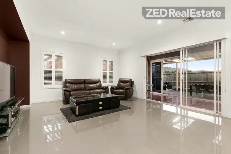 Fifth view of Homely house listing, 3 Newburgh Street, Keysborough VIC 3173