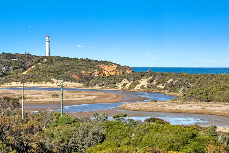 7 Lialeeta Road, Fairhaven VIC 3231