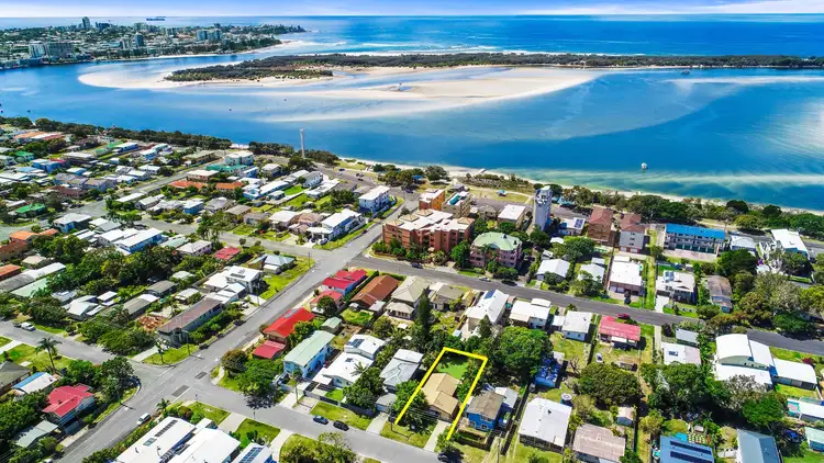 25 Palmer Avenue, Golden Beach QLD 4551