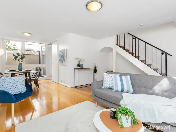 8/118 Waverley Road, Malvern East VIC 3145