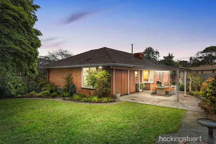 2 Neil Street, Frankston South VIC 3199