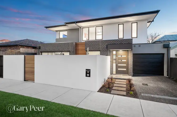 2b Wahroongaa Road, Murrumbeena VIC 3163