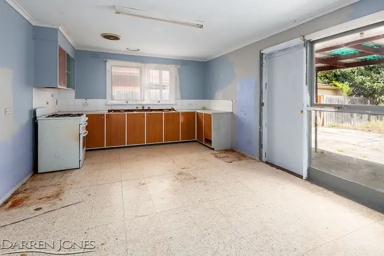 Sixth view of Homely house listing, 5 Douglas Court, Thomastown VIC 3074