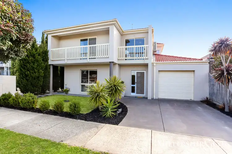 4/4 Payne Place, South Morang VIC 3752