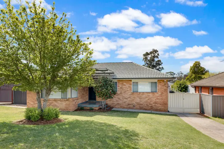 28 Wrench Street, Cambridge Park NSW 2747