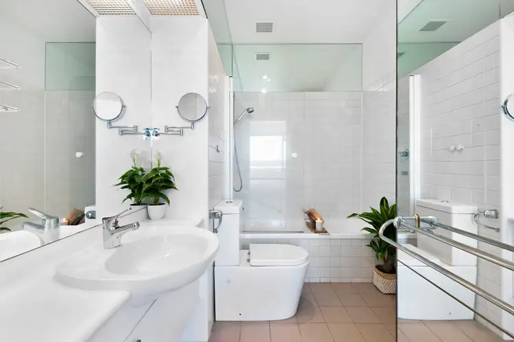 Sixth view of Homely apartment listing, 18/1 St Kilda Road, St Kilda VIC 3182