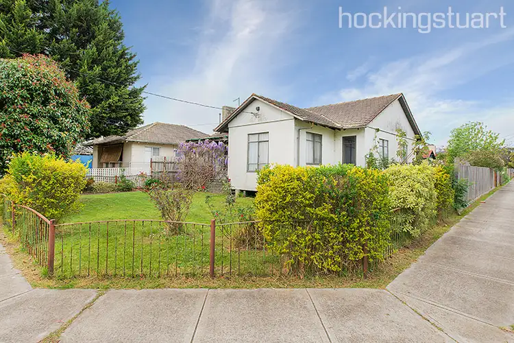 5 Oak Avenue, Doveton VIC 3177