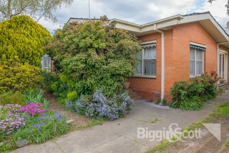 6 Victory Avenue, Alfredton VIC 3350