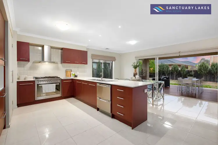 Sixth view of Homely house listing, 4 Sunseeker Chase, Sanctuary Lakes VIC 3030