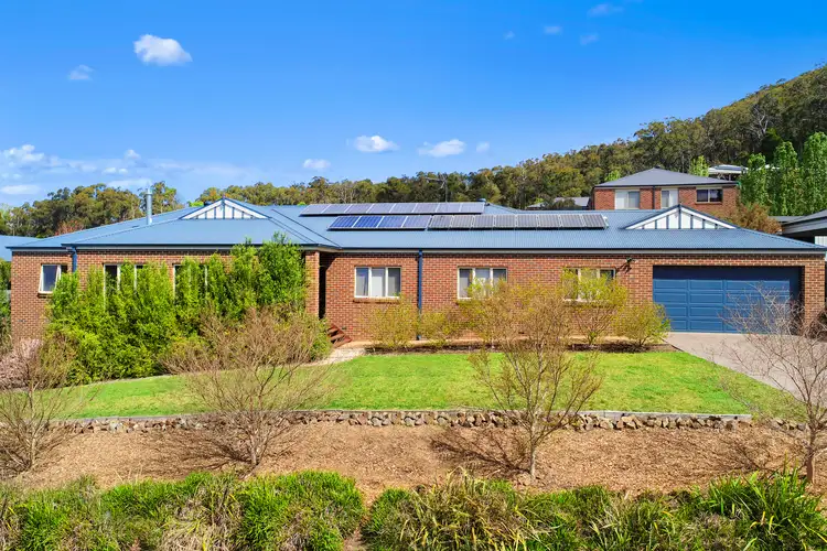 11 Rangeview Crescent, Yarra Junction VIC 3797