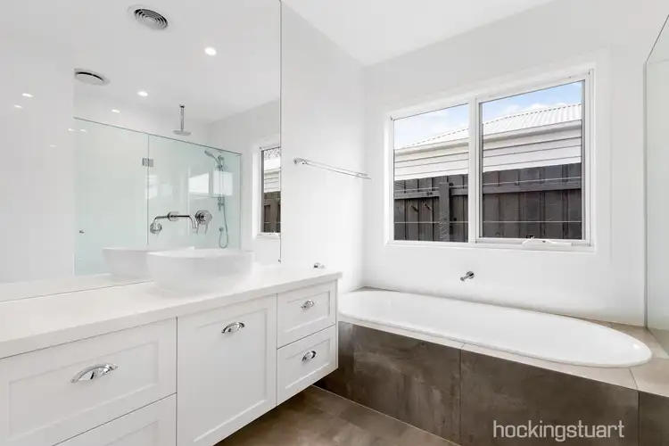 Fifth view of Homely house listing, 20 Devon Court, Rosebud VIC 3939