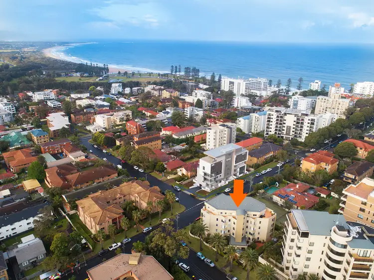 Main view of Homely apartment listing, 4/1-3 View Street, Wollongong NSW 2500