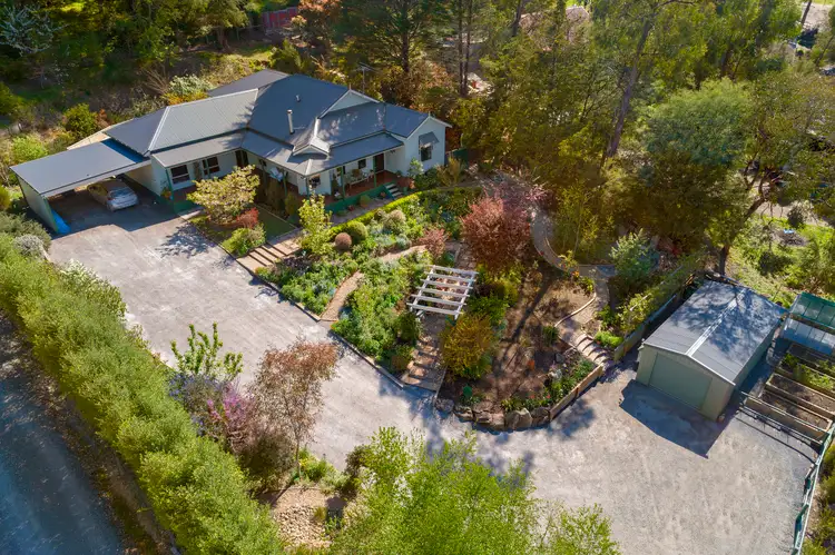 9 Ruthven  Street, Launching Place VIC 3139