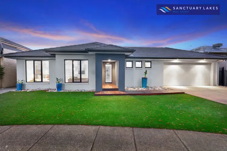 13 Bloomingdale Court, Sanctuary Lakes VIC 3030