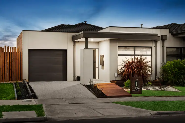 16 Neptune Terrace, Mernda VIC 3754