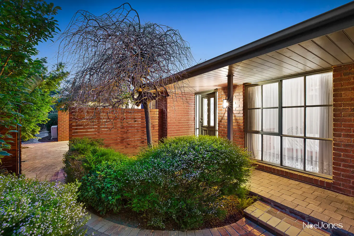 Main view of Homely house listing, 10 Devira Court, Rowville VIC 3178