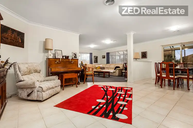 11 Petrel Place, Berwick VIC 3806