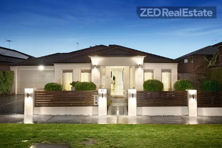 42 Glenbrook Crescent, Lynbrook VIC 3975