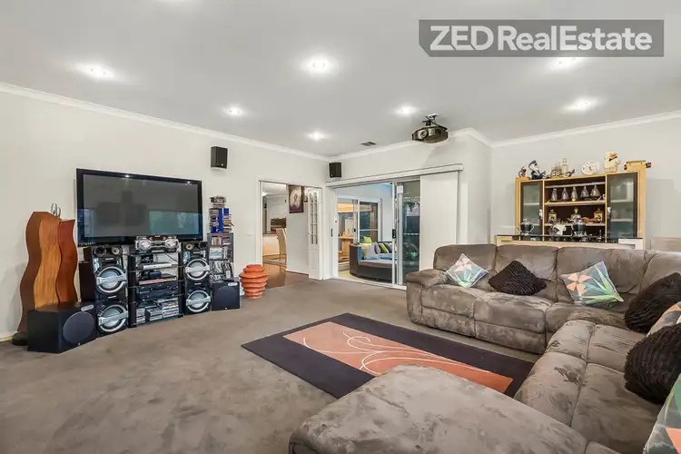 Seventh view of Homely house listing, 9 Sugarloaf Avenue, Lynbrook VIC 3975