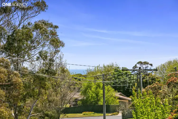 15 St James Crescent, Mount Eliza VIC 3930