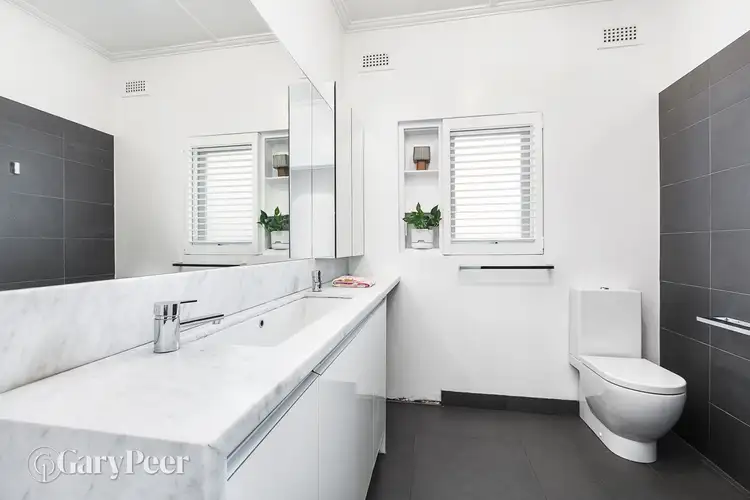 Fourth view of Homely apartment listing, 3/165 Glen Huntly Road, Elwood VIC 3184