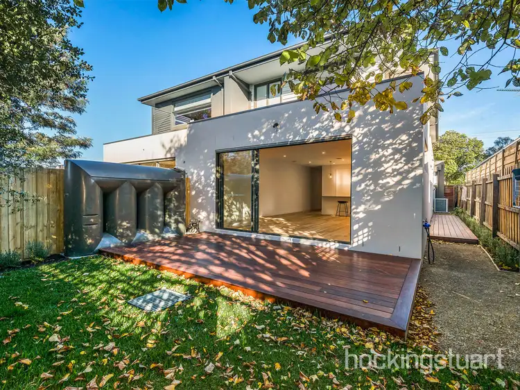 2/19 Vialls Avenue, Parkdale VIC 3195
