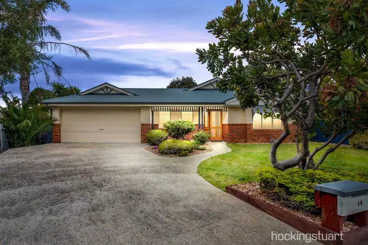 14 Fairway Circle, Safety Beach VIC 3936