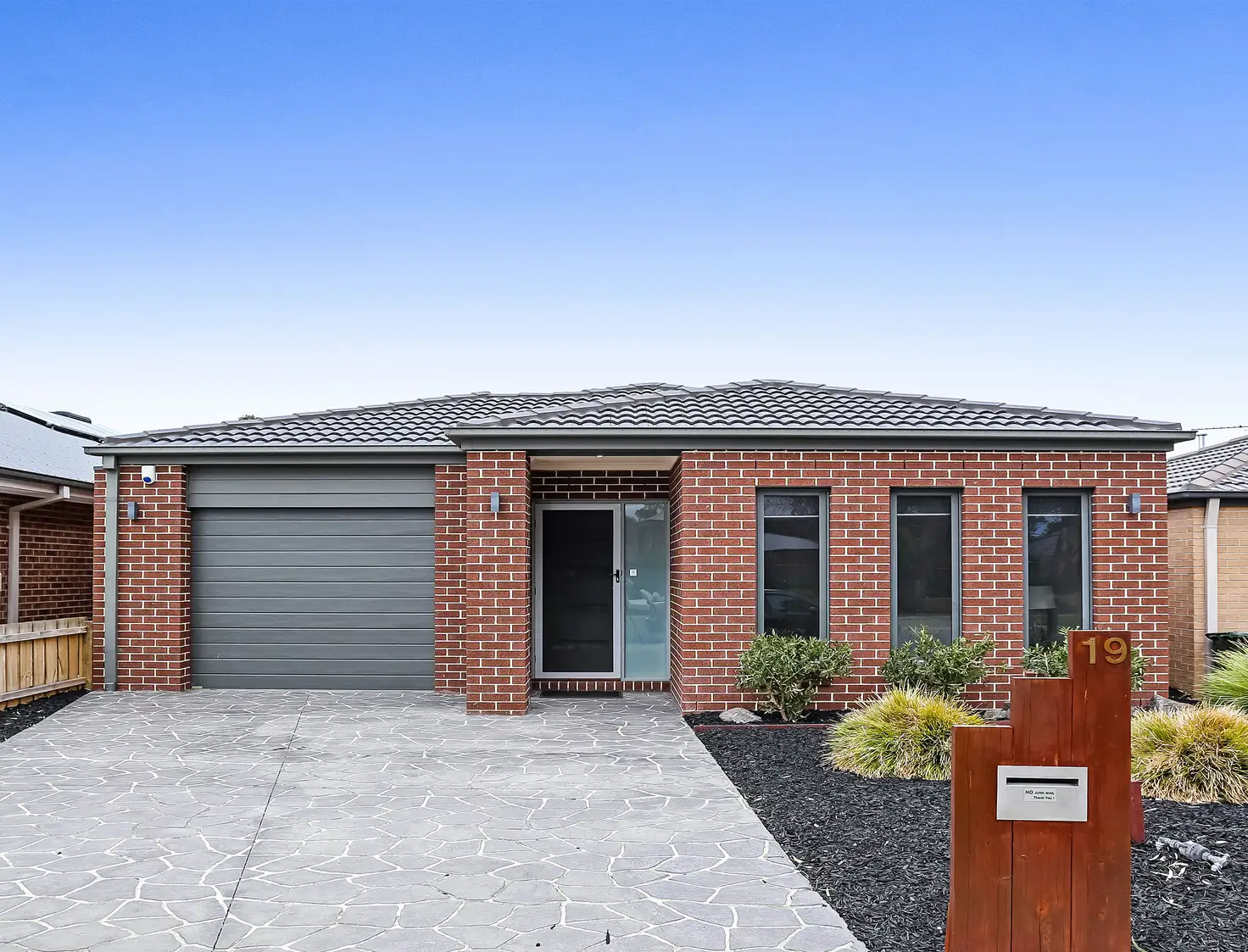 Main view of Homely house listing, 19 Shoal Circuit, Doreen VIC 3754
