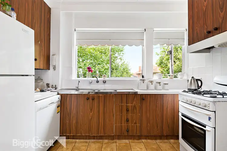 Fourth view of Homely apartment listing, 3/10 Vautier Street, Elwood VIC 3184