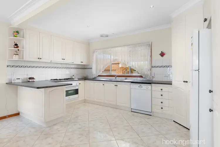Fourth view of Homely house listing, 2 Peter Court, Lalor VIC 3075