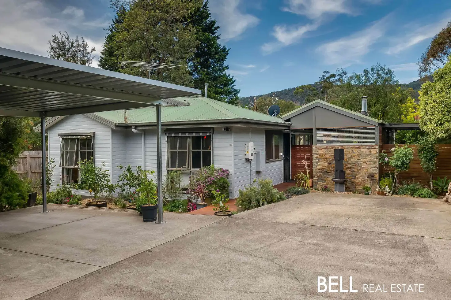 Main view of Homely unit listing, 2/24 Francis Crescent, Ferntree Gully VIC 3156