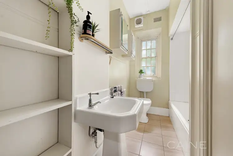 Fifth view of Homely apartment listing, 1/53 Powlett Street, East Melbourne VIC 3002