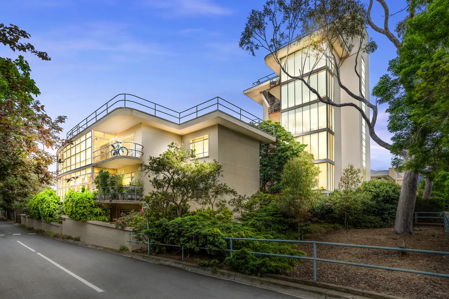 Main view of Homely apartment listing, 8/3 Tahara Road, Toorak VIC 3142