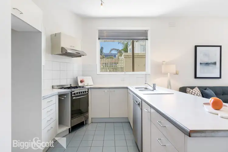 Fifth view of Homely apartment listing, 2/39 Marine Parade, St Kilda VIC 3182