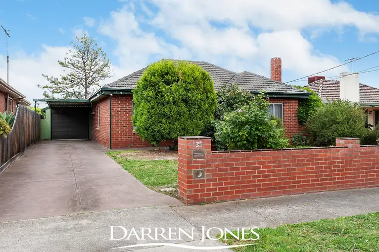35 Acheron Avenue, Reservoir VIC 3073
