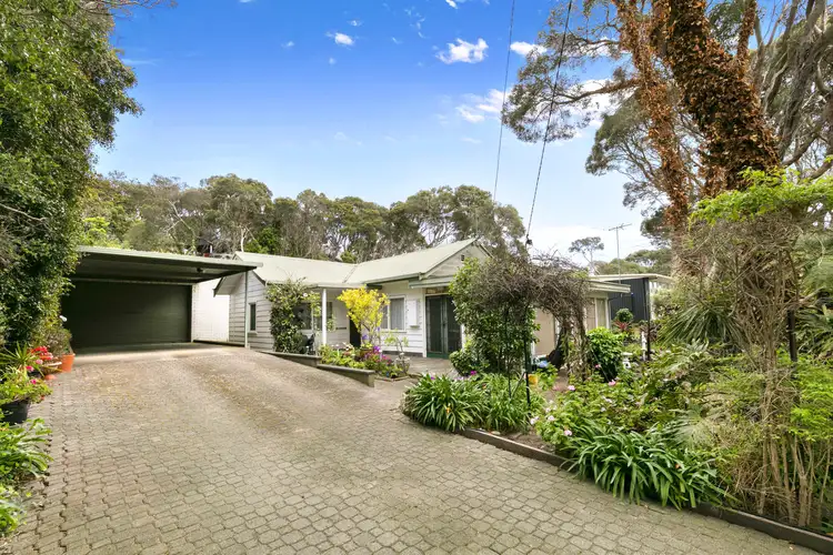 51 Johnson Avenue, Rye VIC 3941