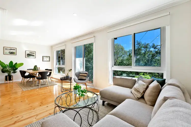 26 Scenic Crescent, Eltham North VIC 3095