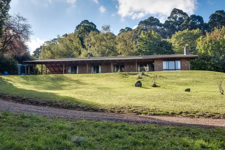 42 Chalet Road, Olinda VIC 3788