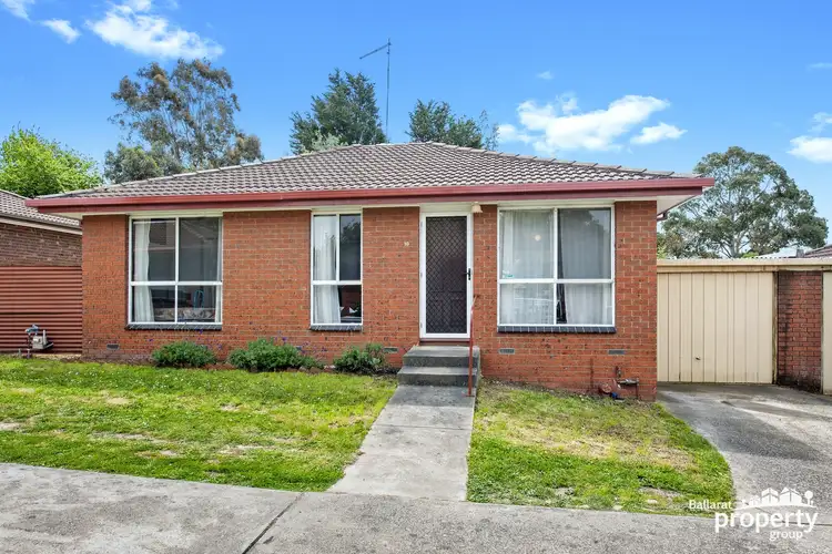 10/106 Burnbank Street, Lake Wendouree VIC 3350