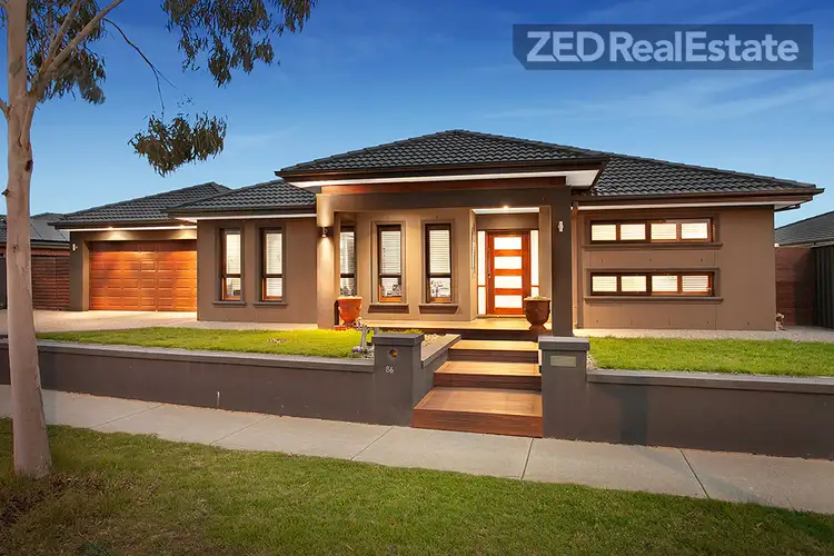 86 Heather Grove, Clyde North VIC 3978