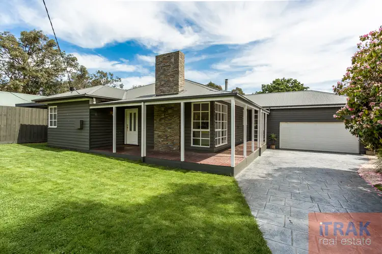 8 Mount View Road, Boronia VIC 3155