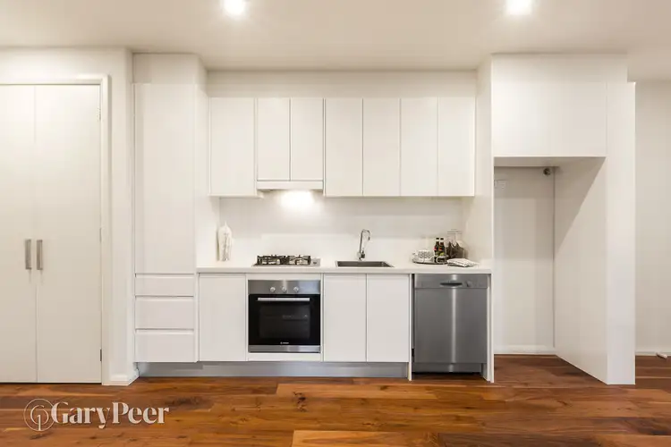 Fifth view of Homely apartment listing, 2/2a Rogers Avenue, Brighton East VIC 3187